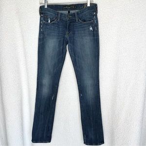 EUC Lucky Brand’s Lucky Legend Zoe distressed medium wash straight jeans